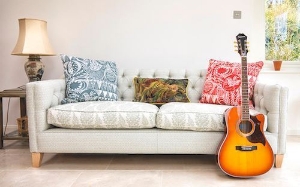 Haresfield 3 Seater Sofa with Dipped Arms in Ian Sanderson The Potting Shed