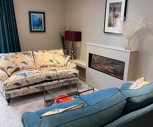 Alwinton 2.5 Seater Sofa in Utopia Mamoritai Col 2