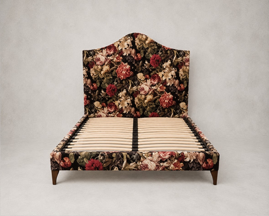 Outlet Manchester: Bermondsey king bed in Mulberry Floral Pompadour Velvet