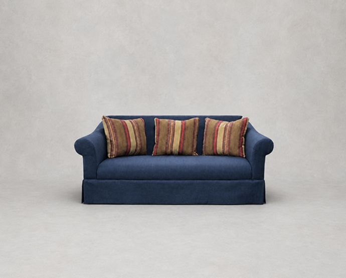 Outlet West Sussex: Turnberry 2.5 seater sofa in Cambridge Marina and scatters in Espiga Las Salinas
