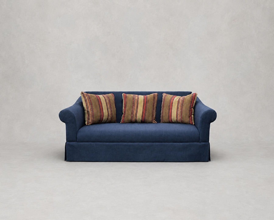 Outlet West Sussex: Turnberry 2.5 seater sofa in Cambridge Marina and scatters in Espiga Las Salinas