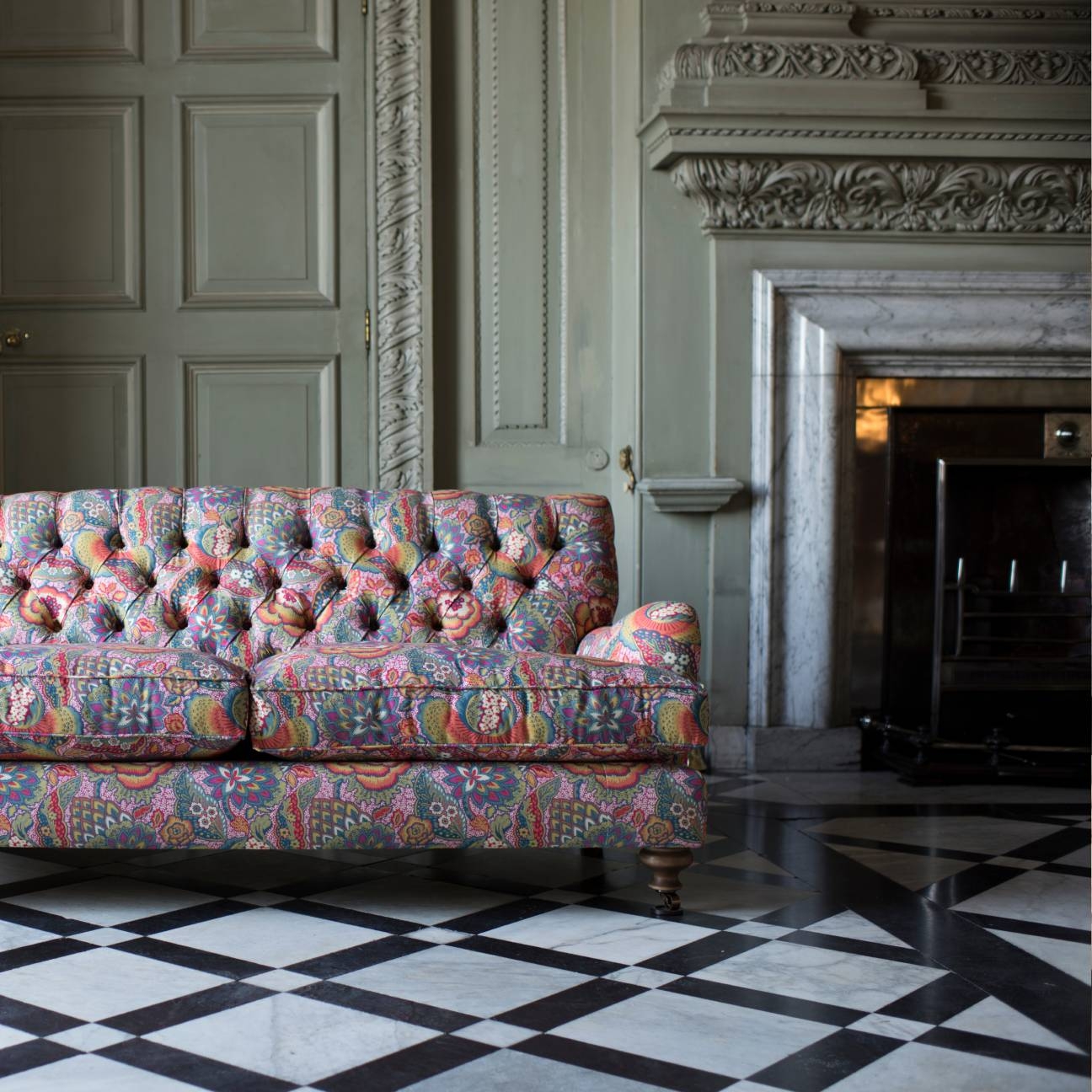 Chiddingfold 4 seater sofa in Liberty fabric